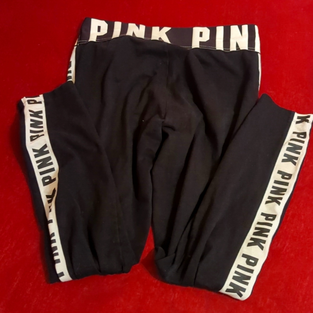 Black pink leggings